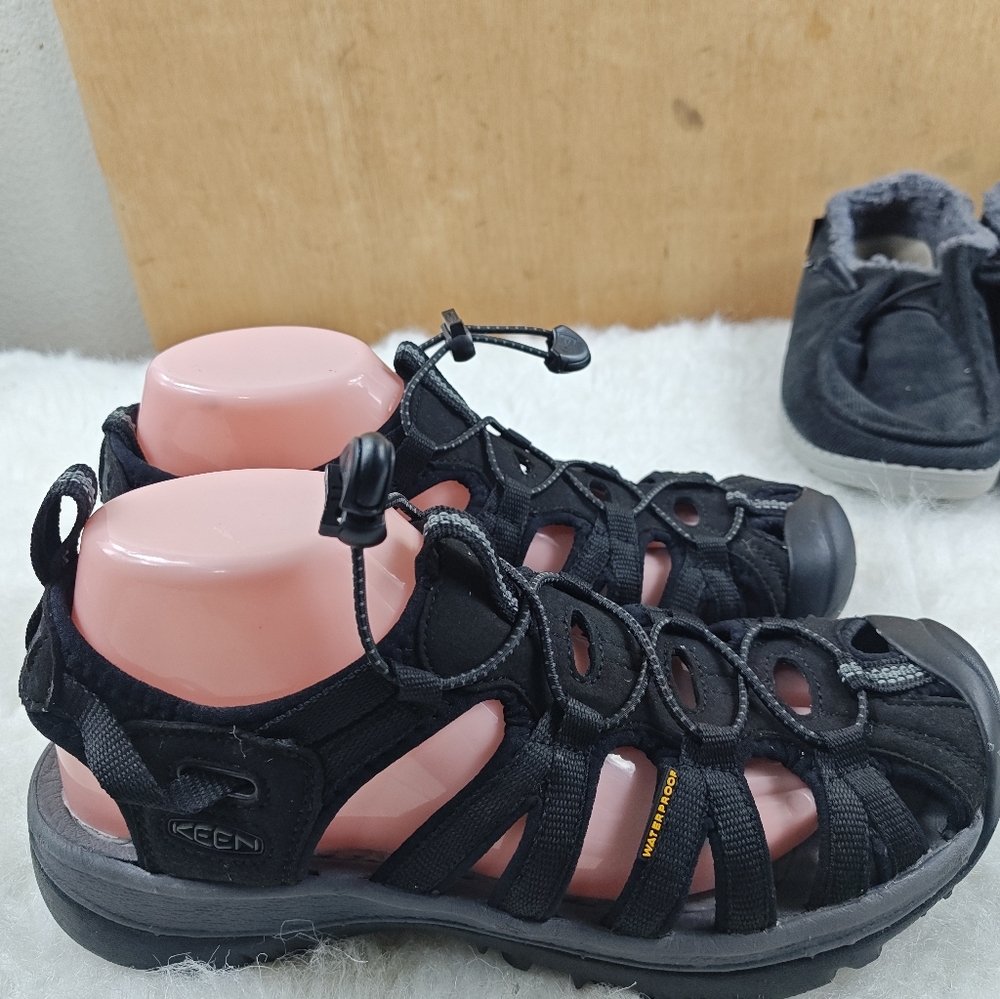KEEN Black & Gray Sport Sandals Waterproof Hiking Sandals Women's size 9.5 - Picture 7 of 11